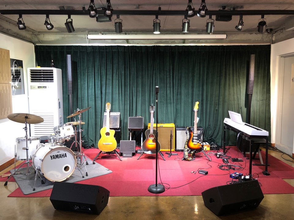 1번째 스튜디오 사진