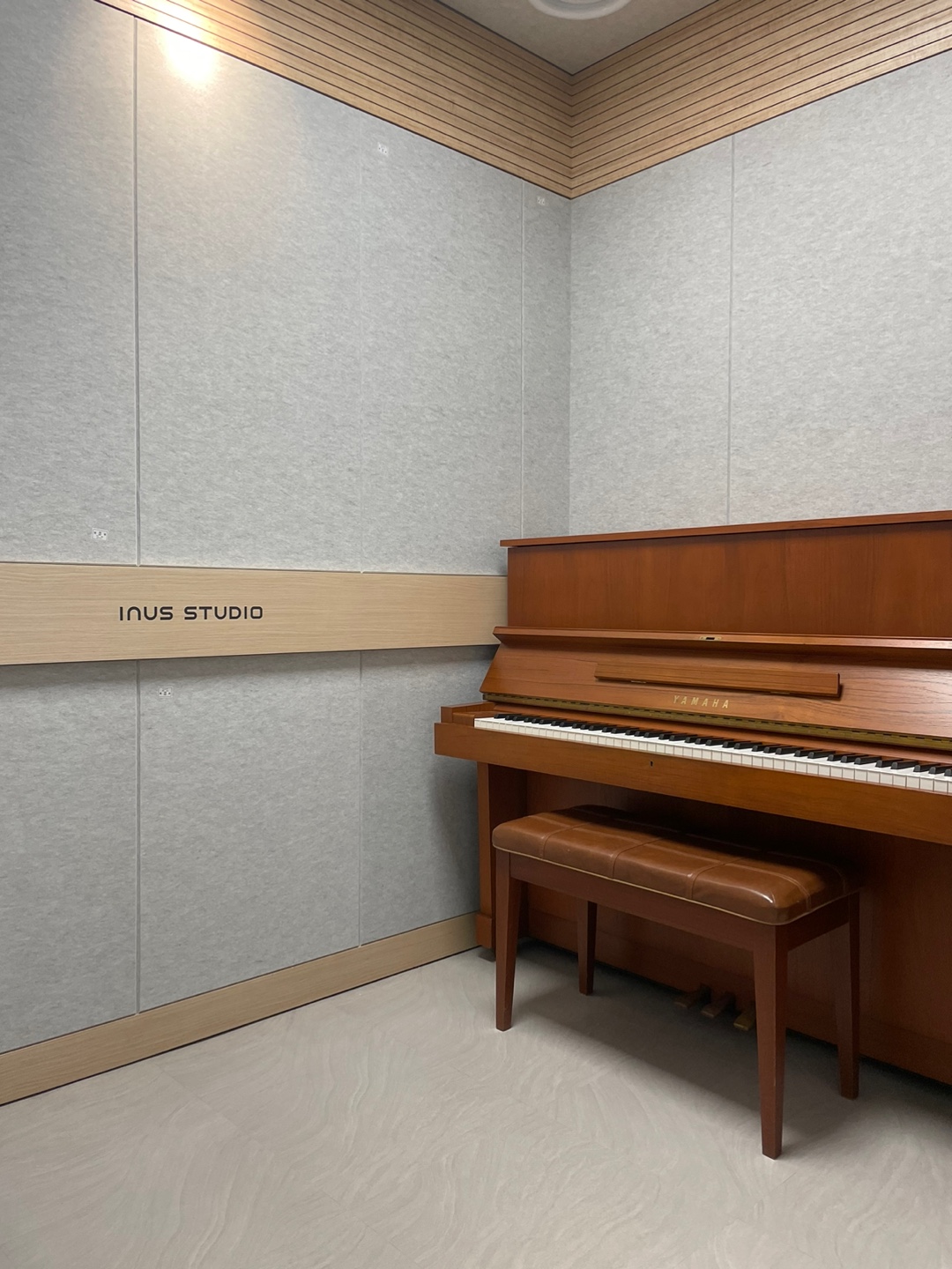 4번째 스튜디오 사진