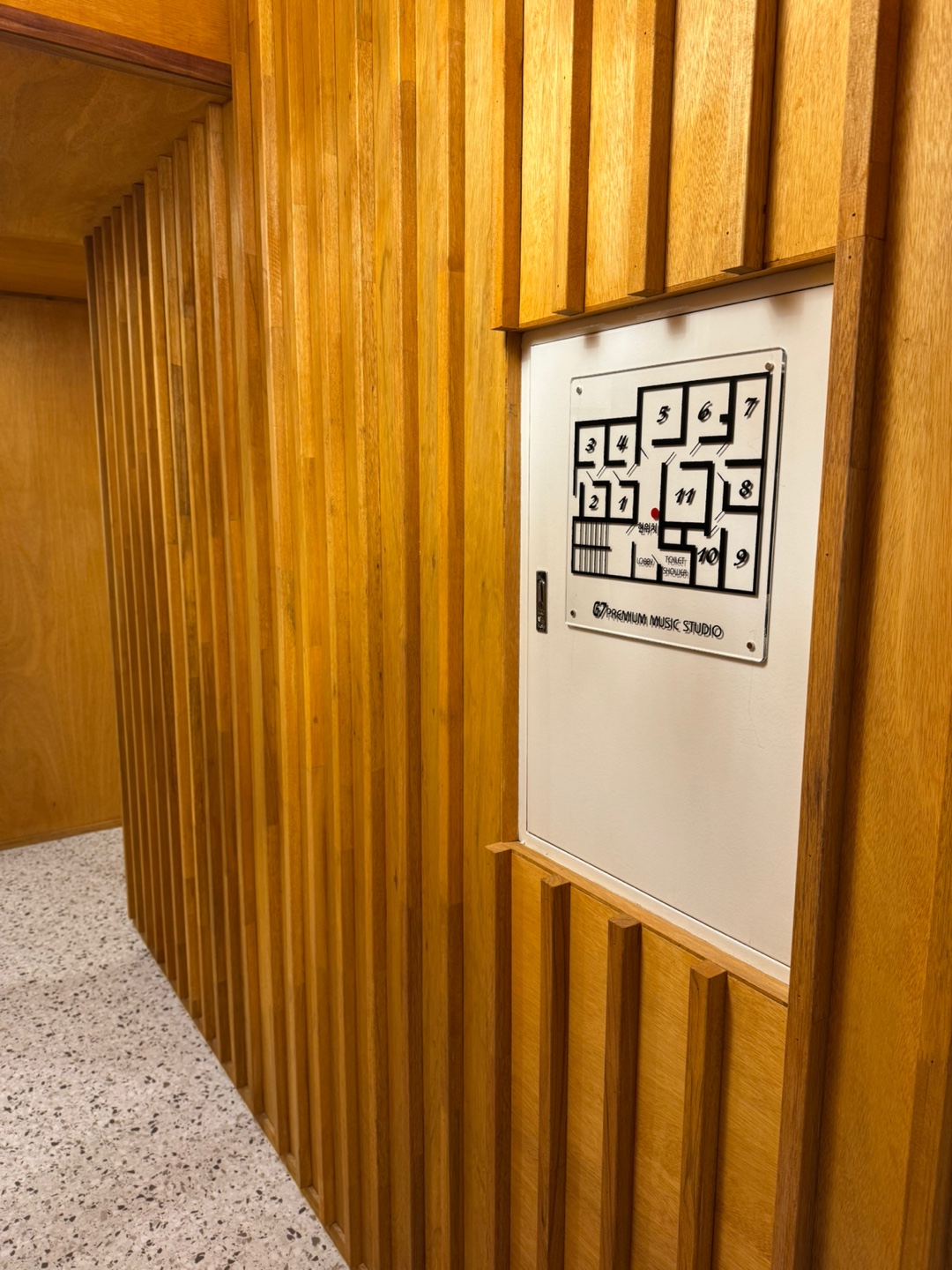 5번째 스튜디오 사진