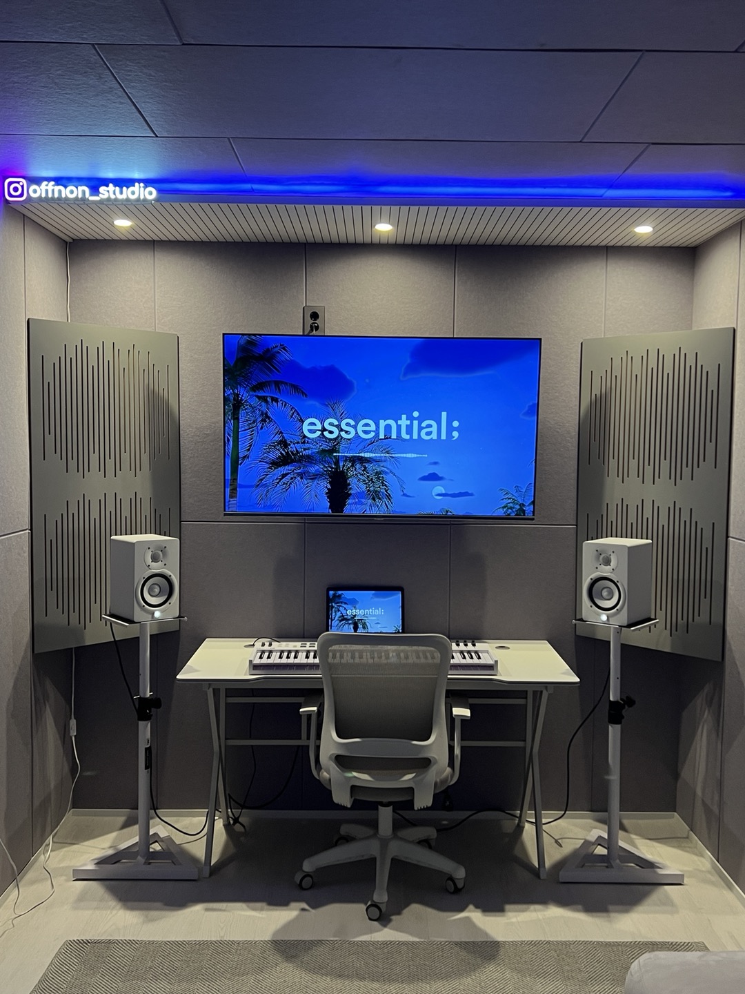 1번째 스튜디오 사진