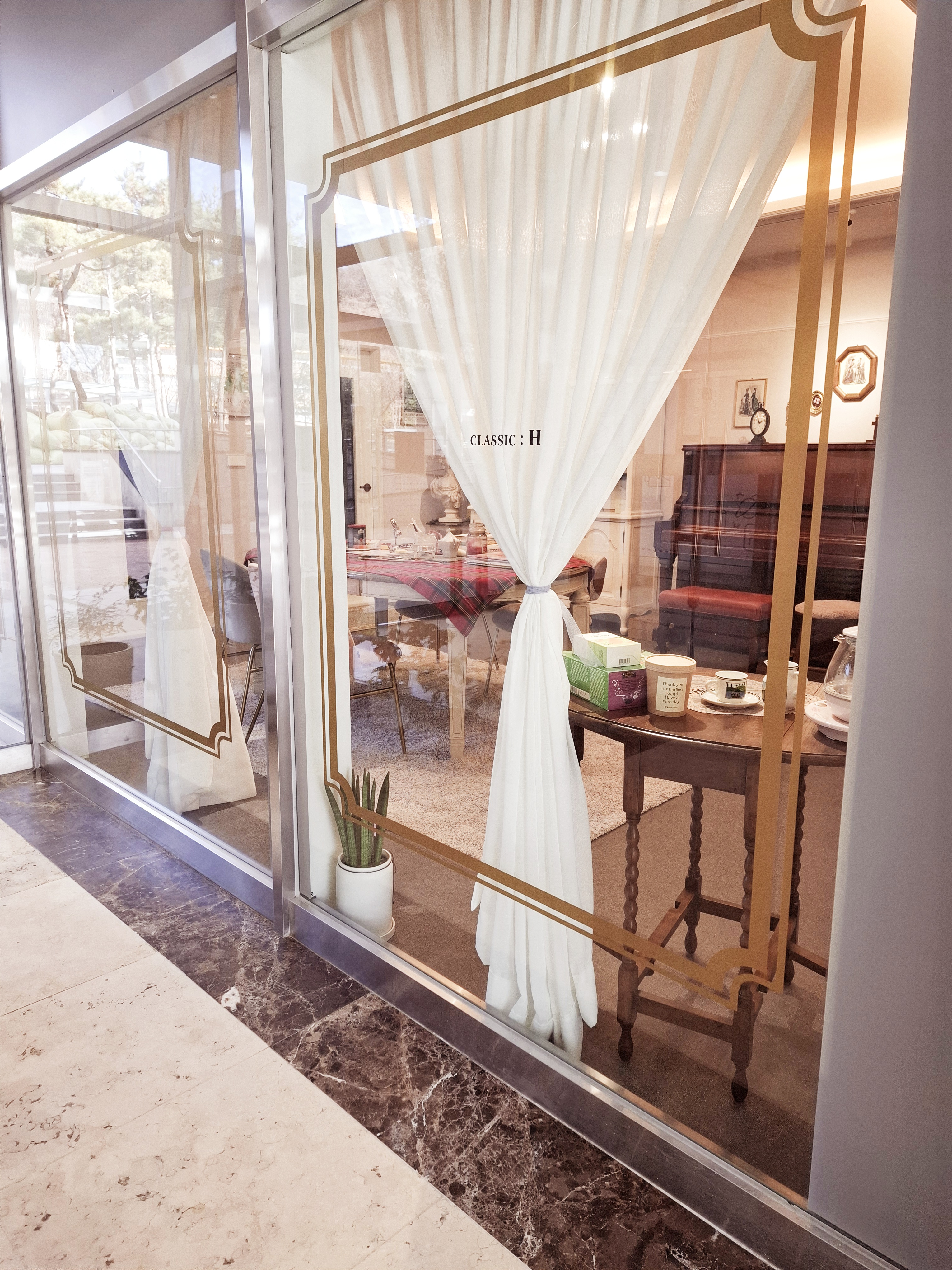 1번째 스튜디오 사진