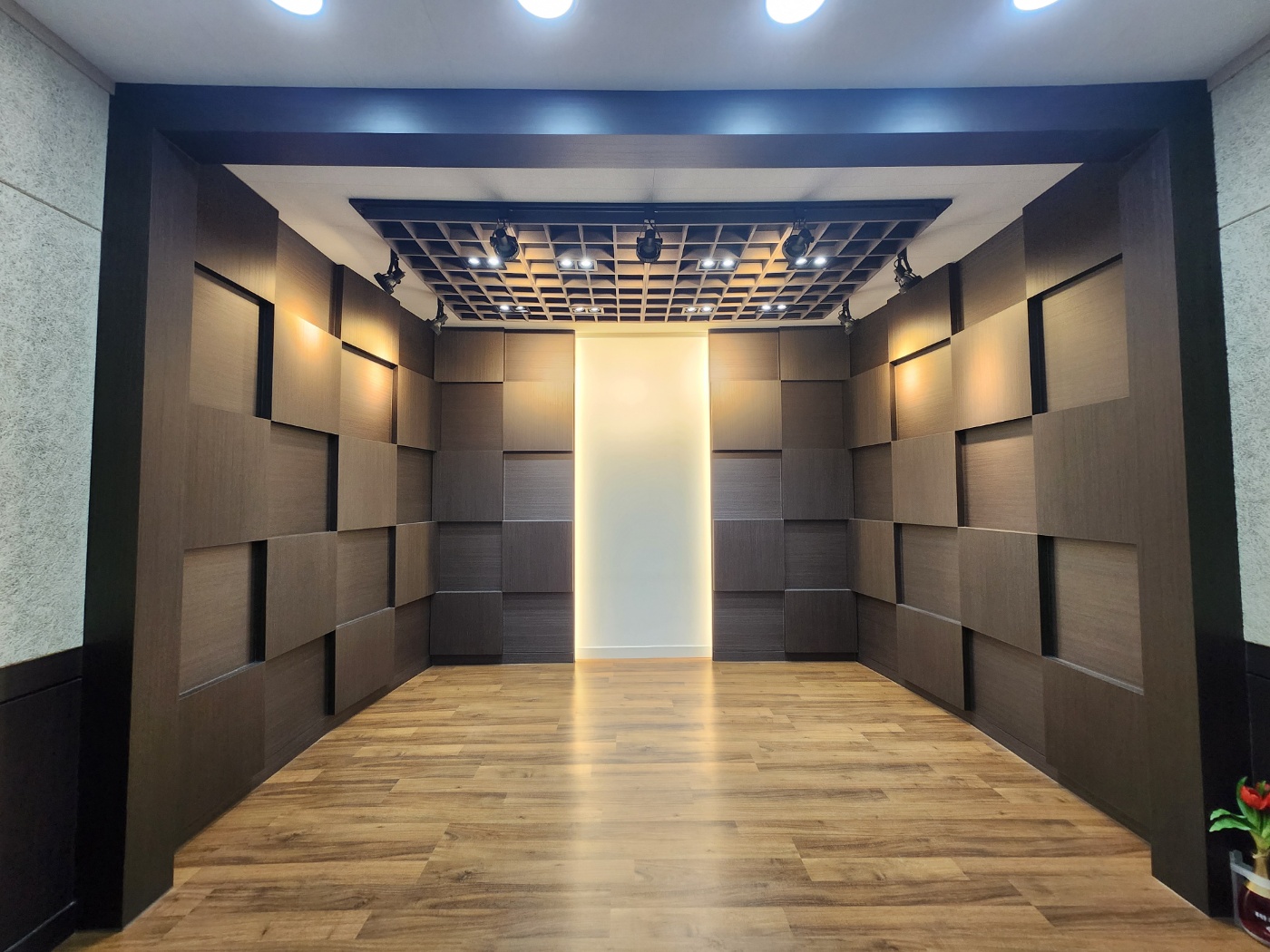 1번째 스튜디오 사진