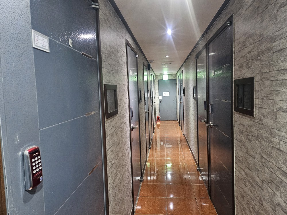 1번째 스튜디오 사진