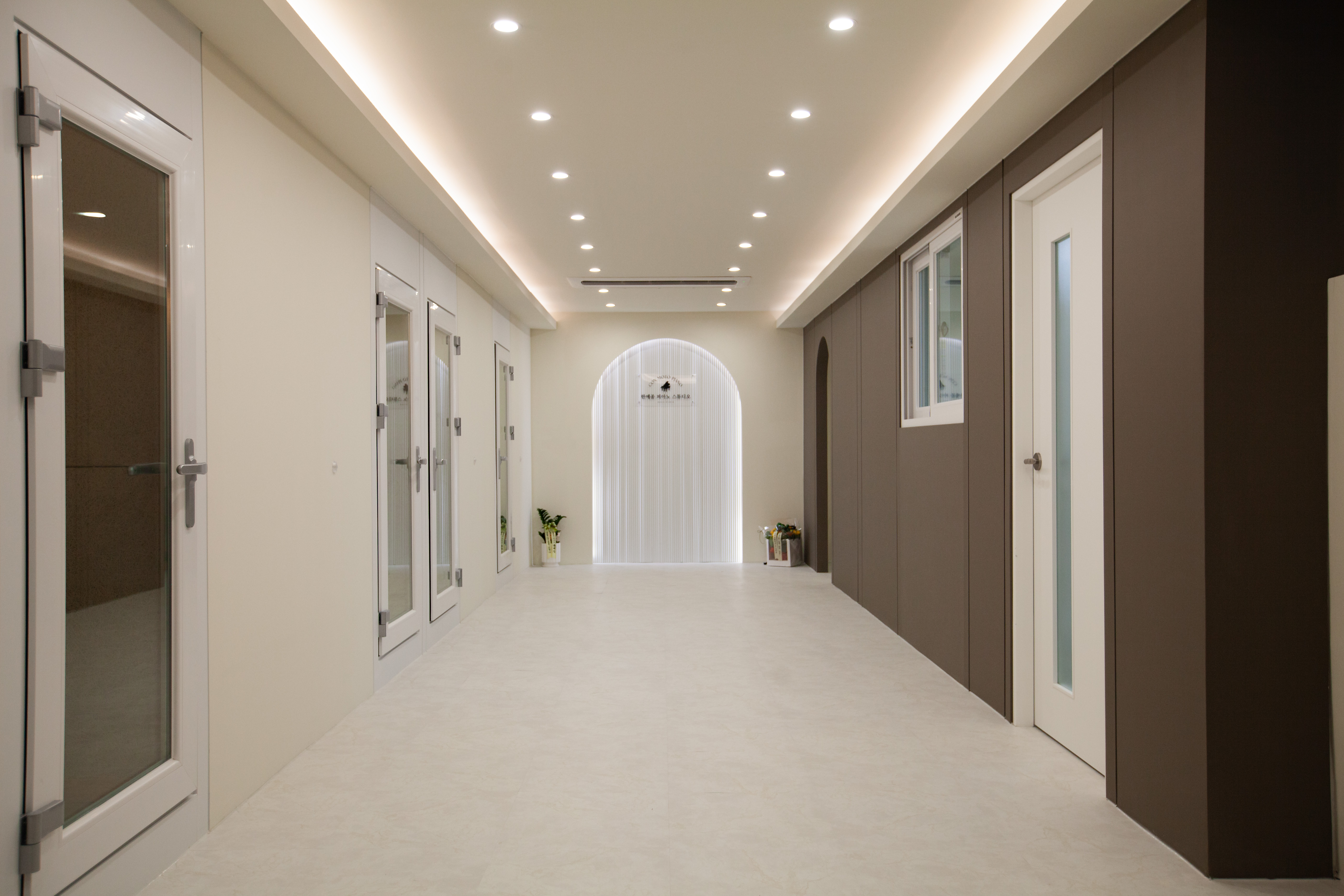 1번째 스튜디오 사진