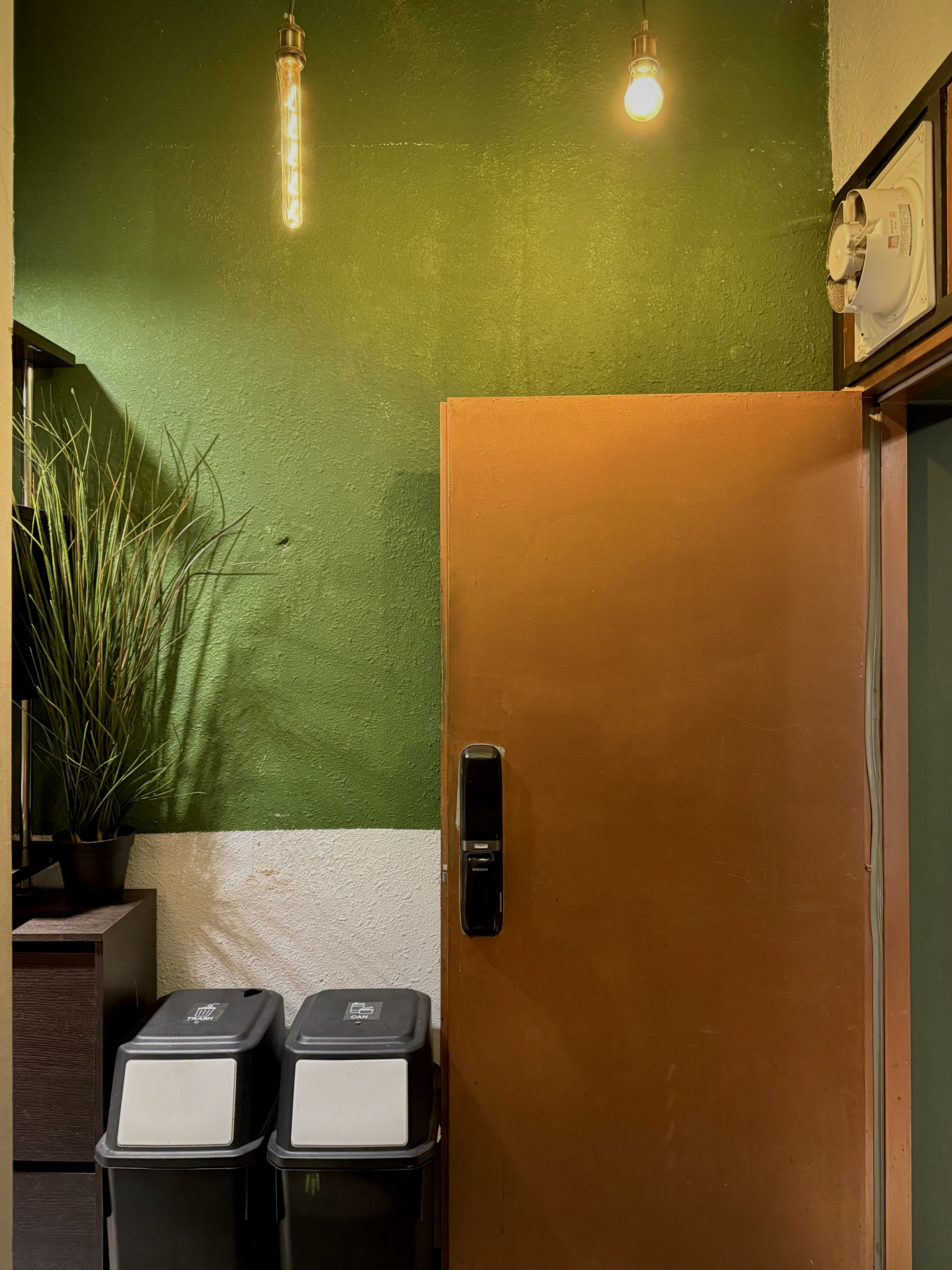 1번째 스튜디오 사진