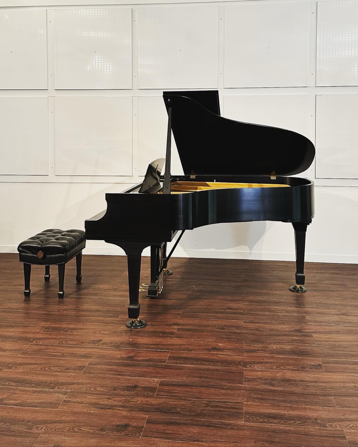 4번째 스튜디오 사진