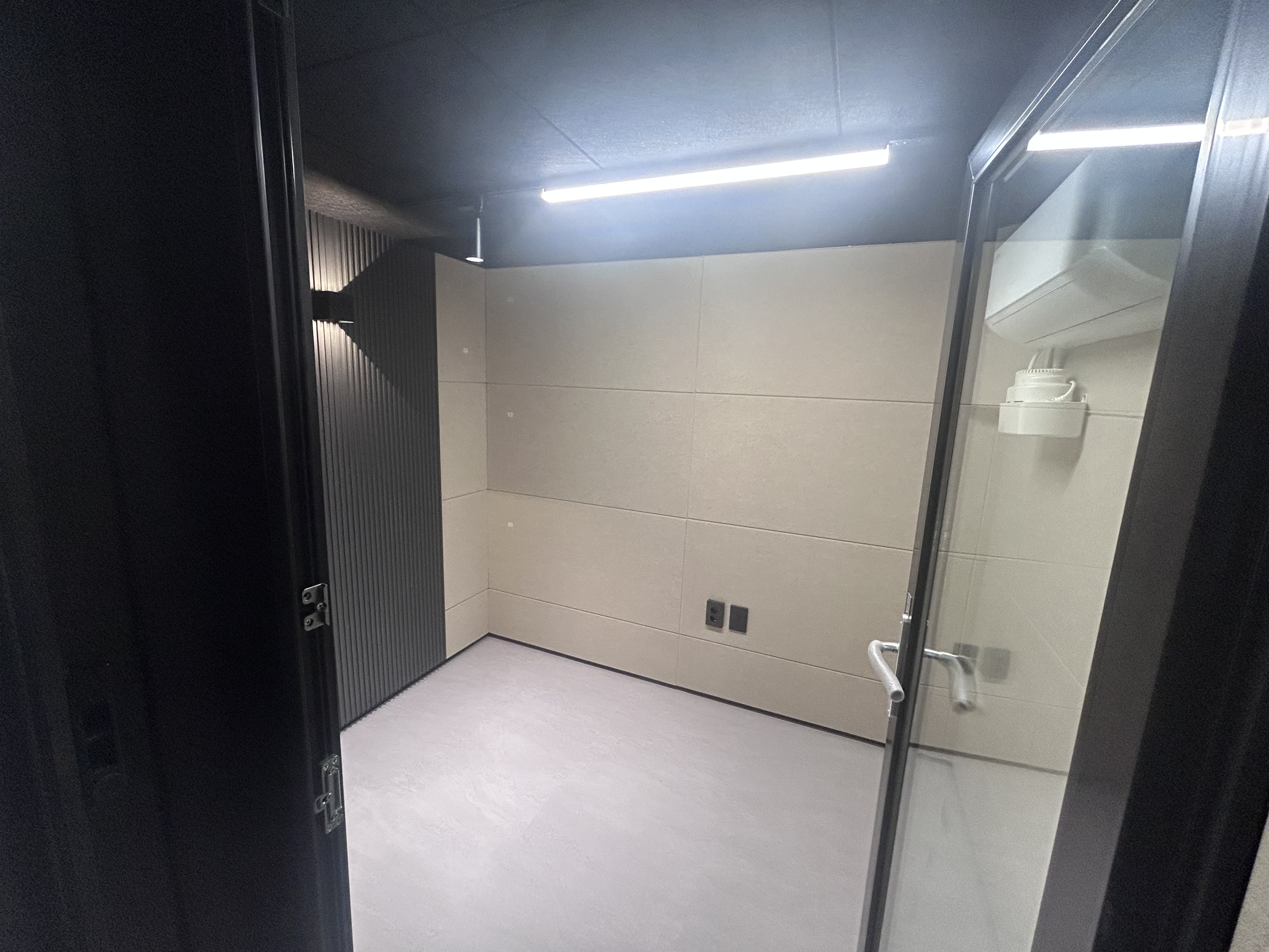 1번째 스튜디오 사진