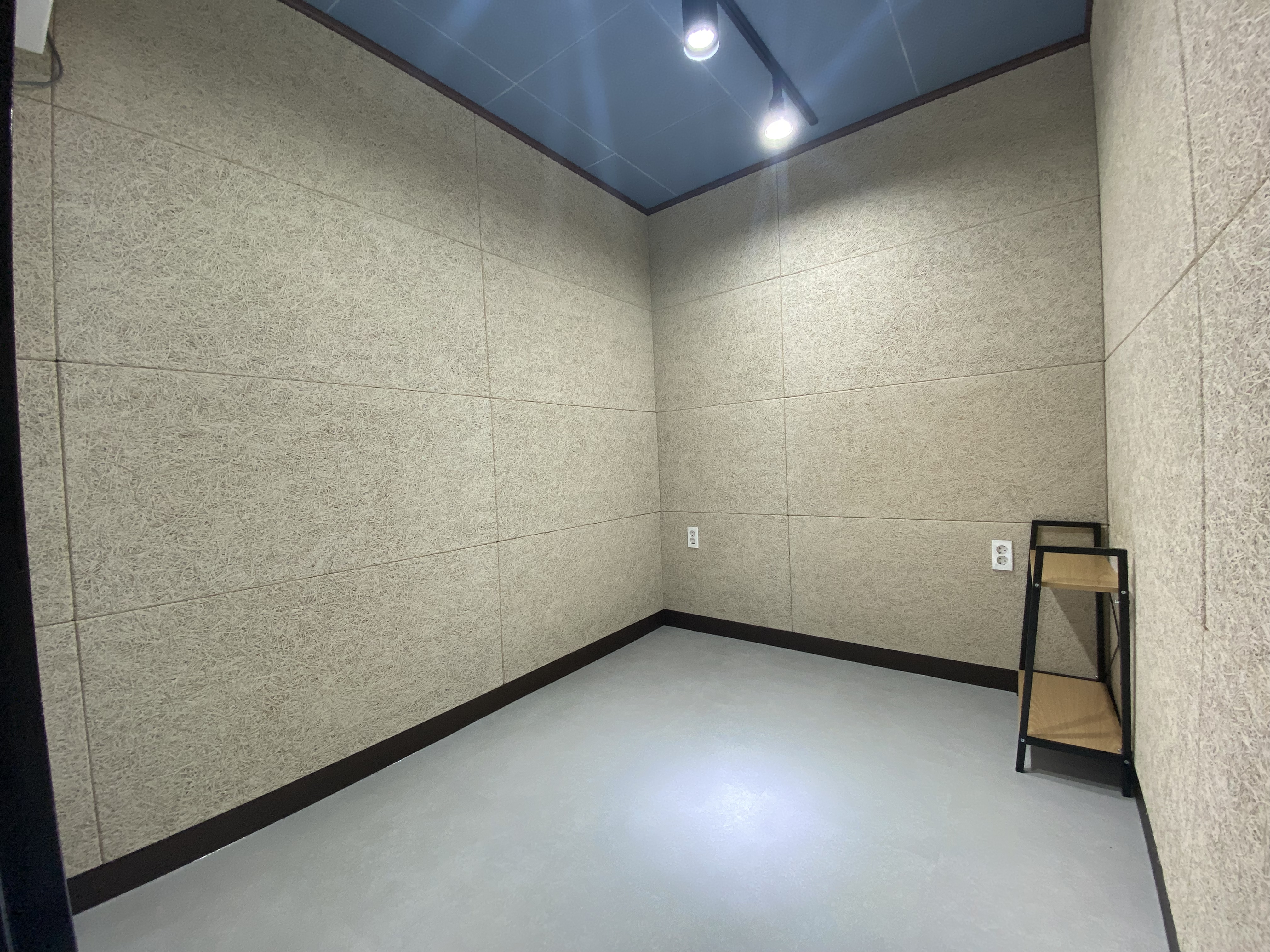 1번째 스튜디오 사진