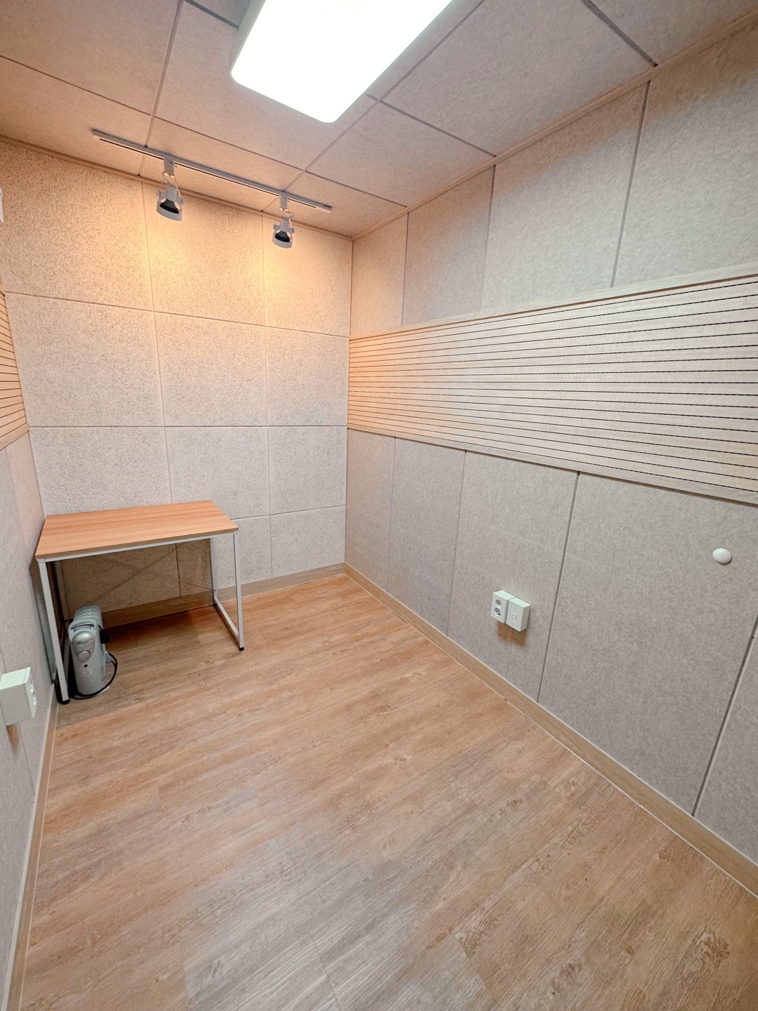 1번째 스튜디오 사진