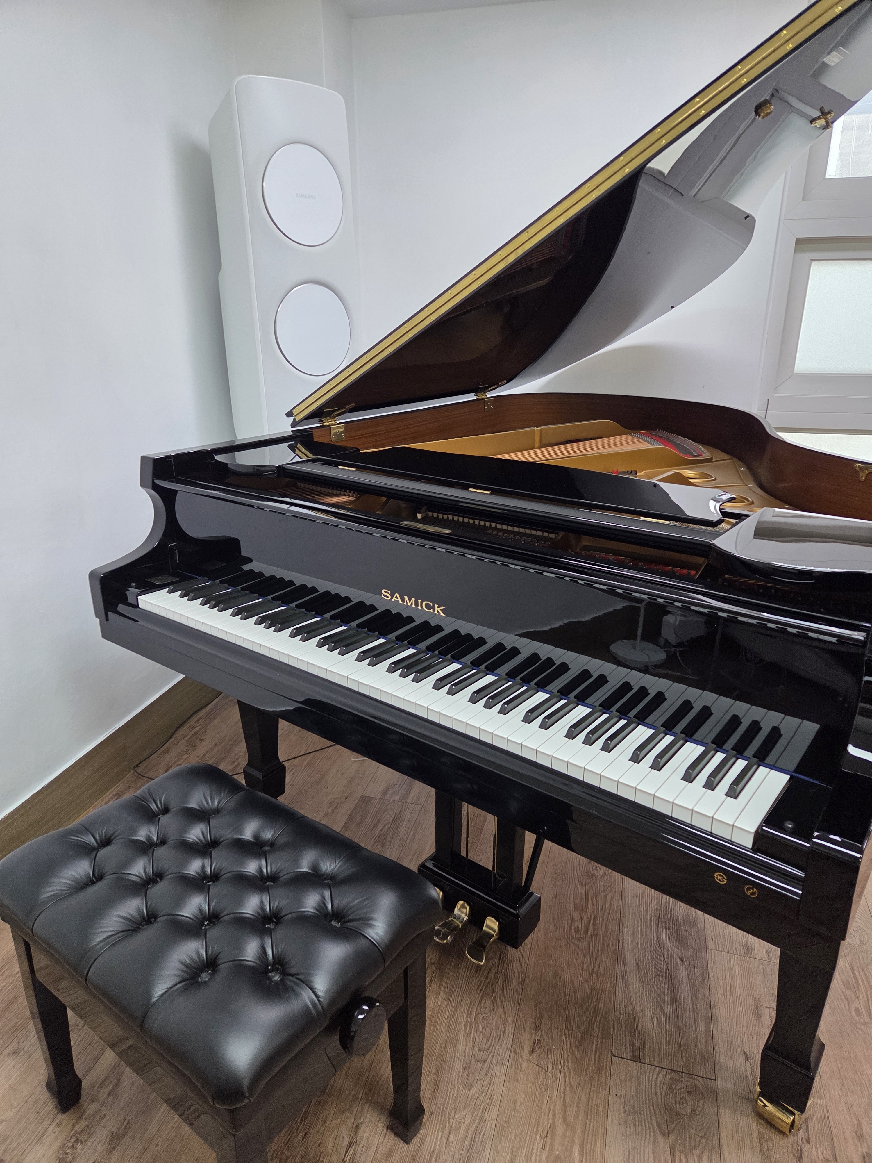 1번째 스튜디오 사진