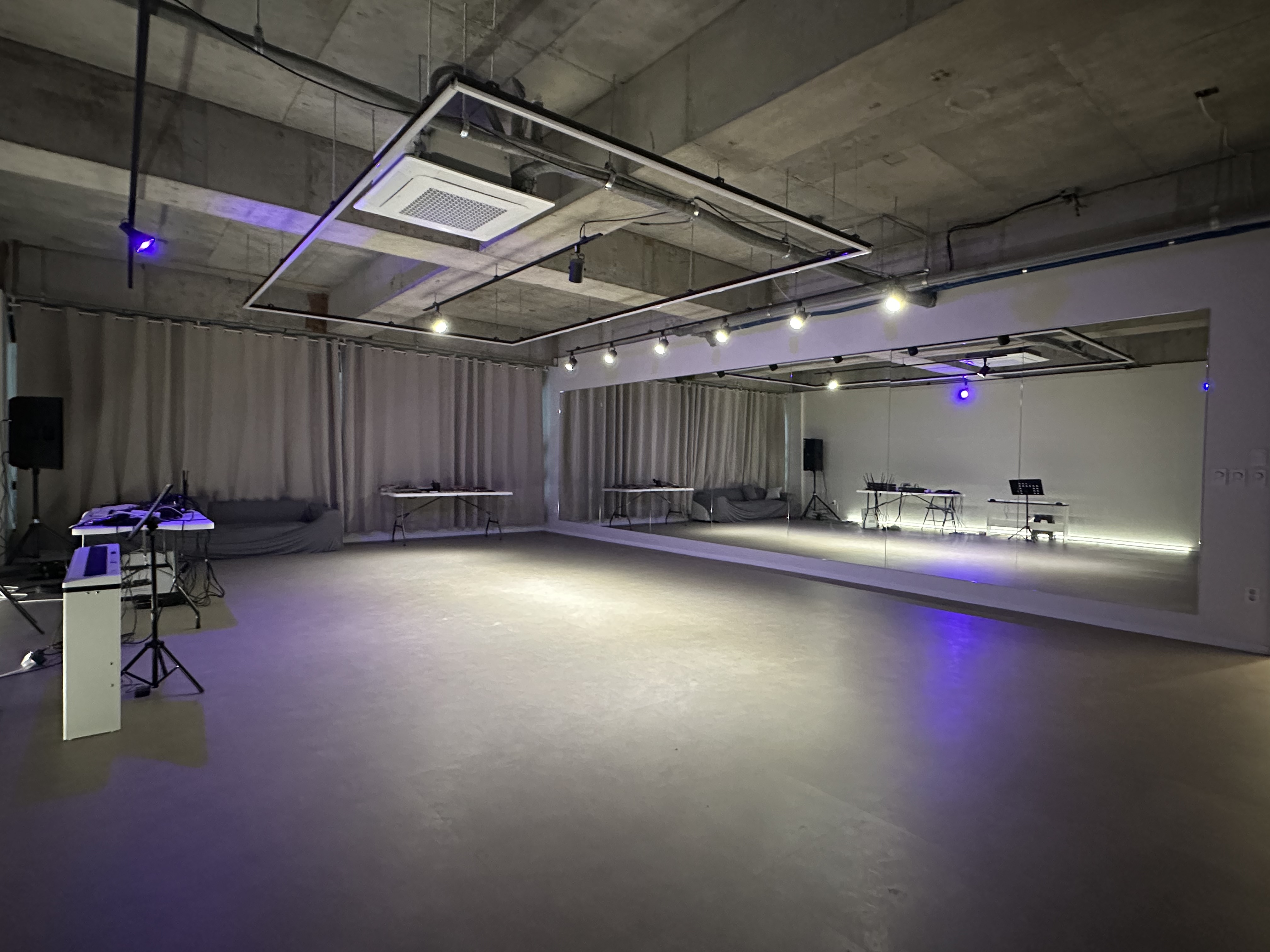 1번째 스튜디오 사진