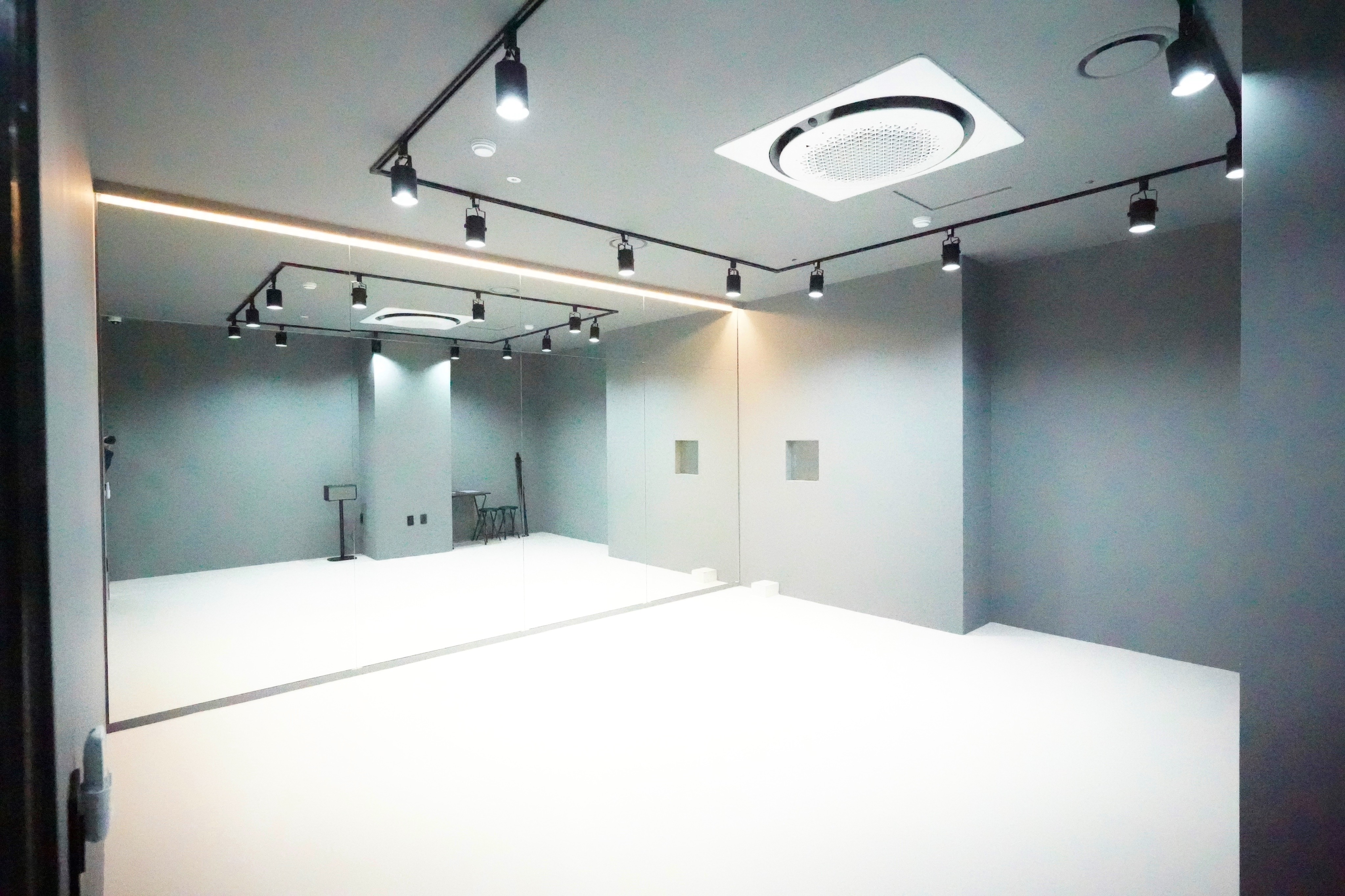 1번째 스튜디오 사진