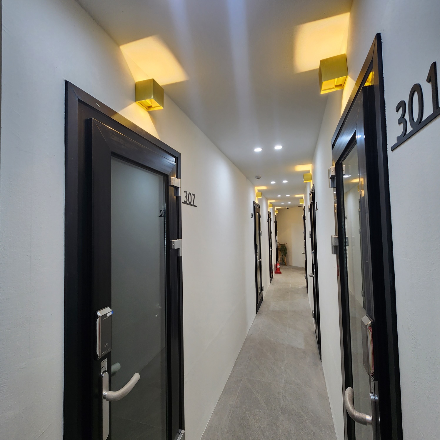 1번째 스튜디오 사진