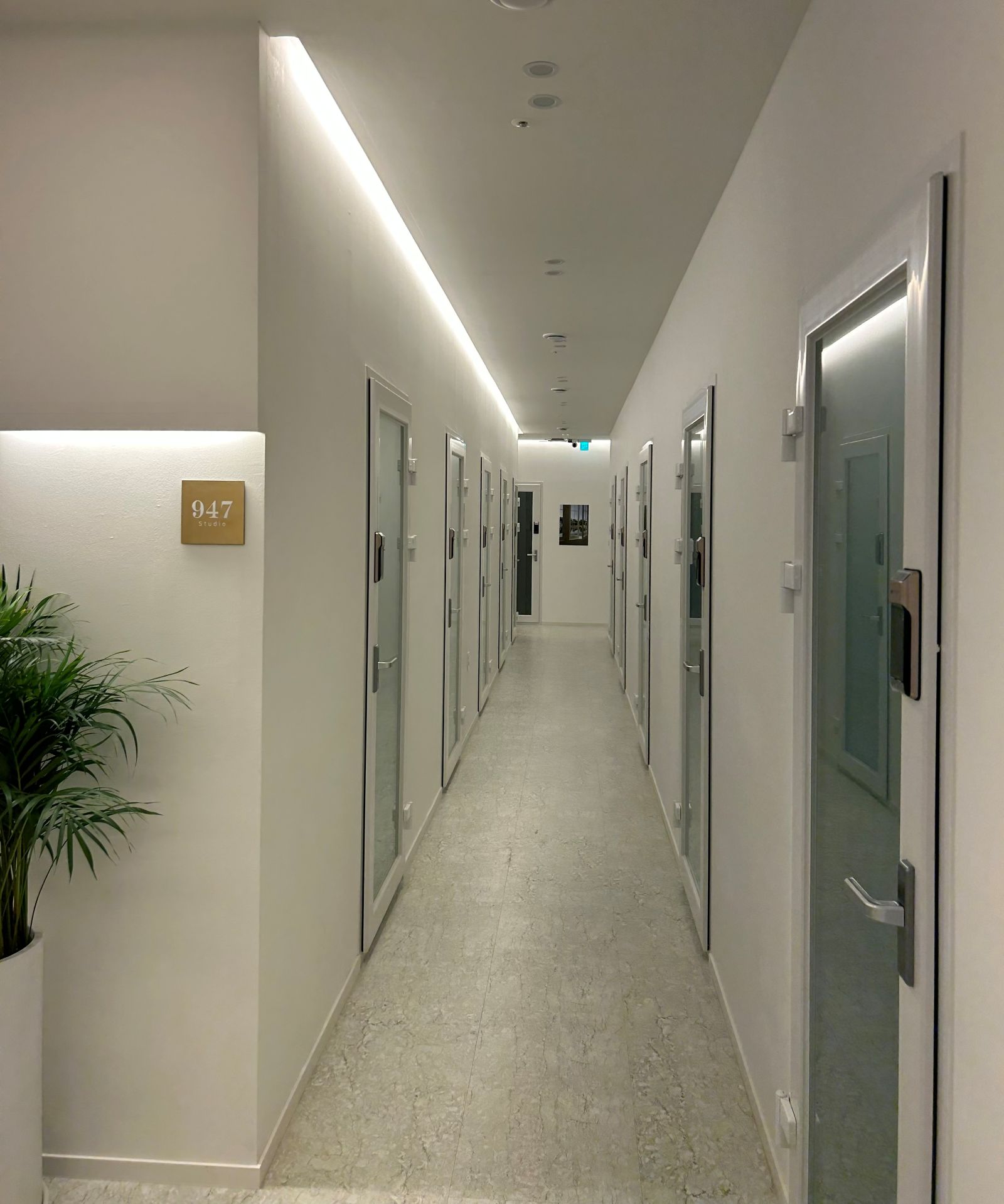 1번째 스튜디오 사진