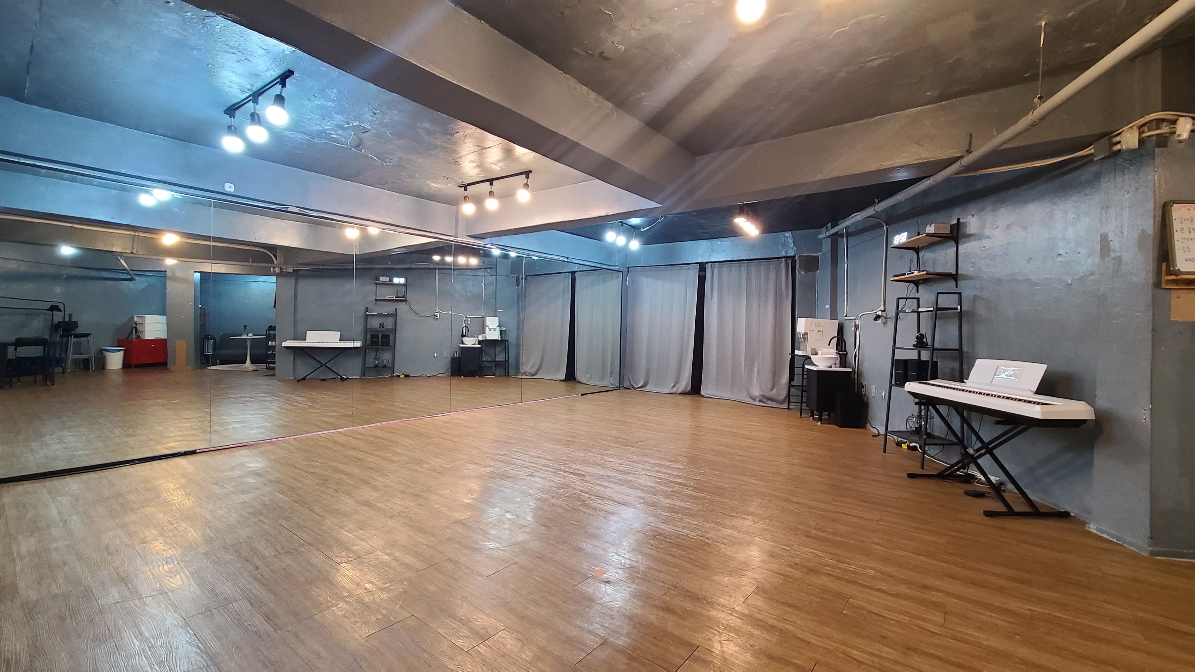 1번째 스튜디오 사진