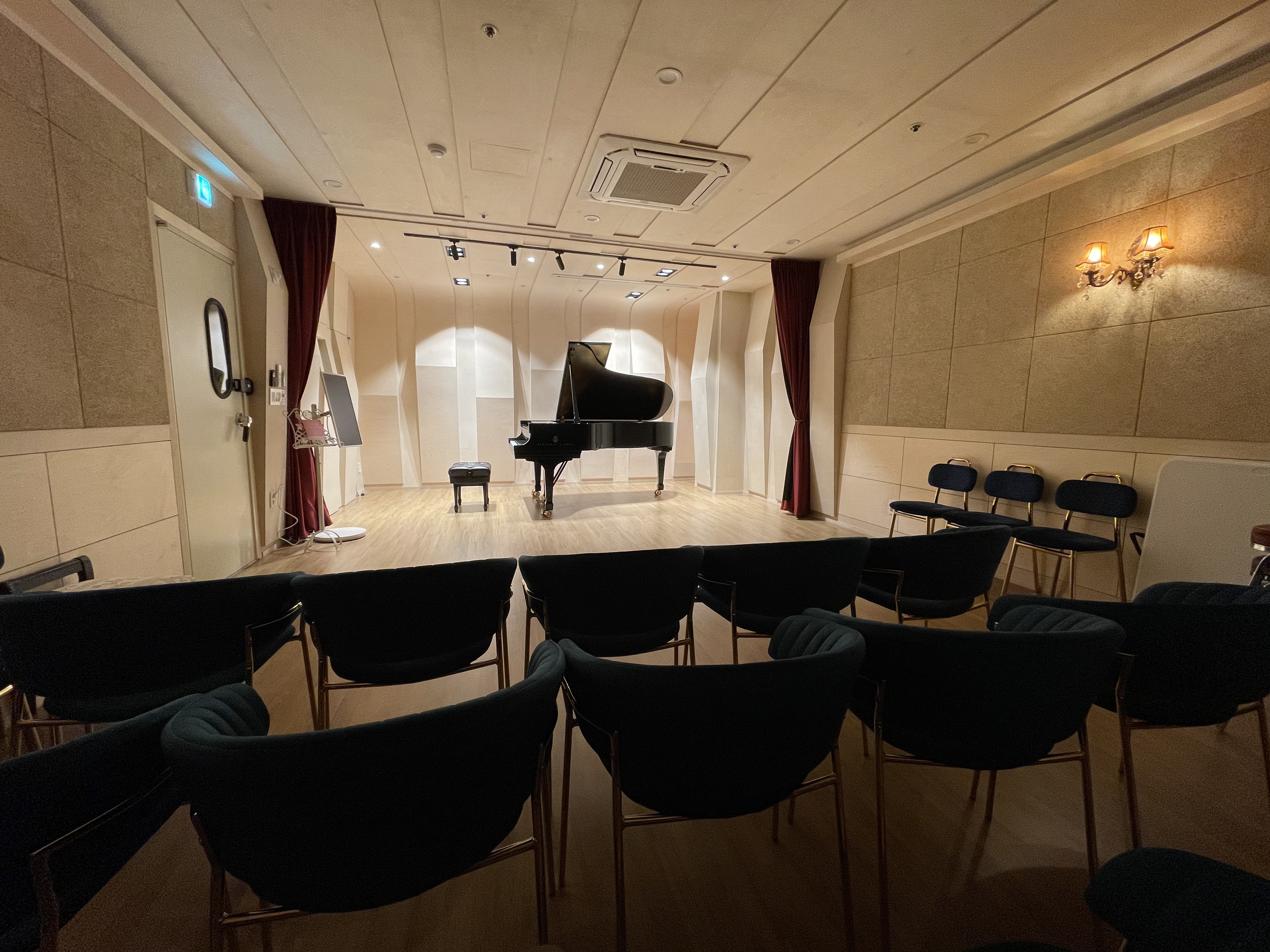 3번째 스튜디오 사진