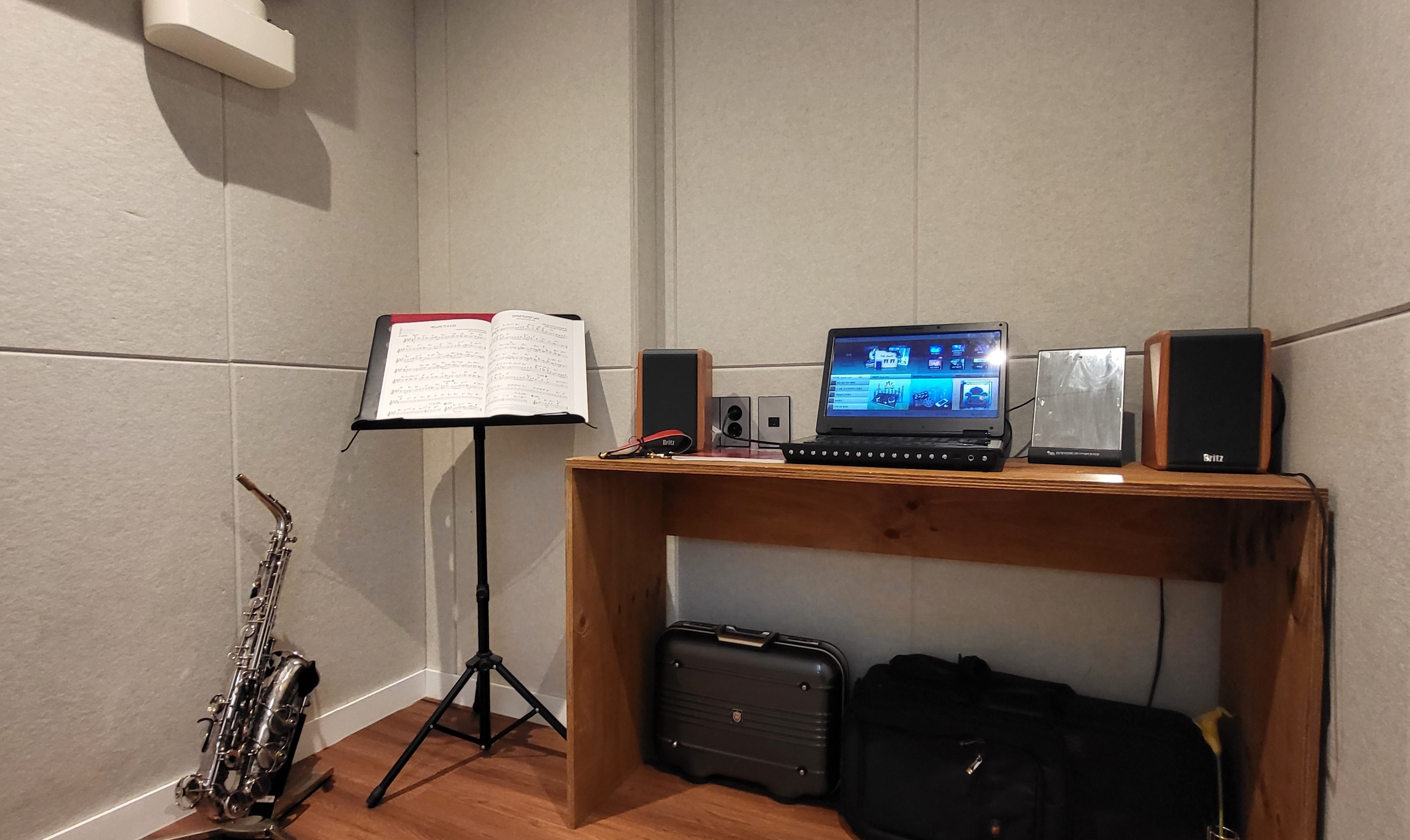 4번째 스튜디오 사진