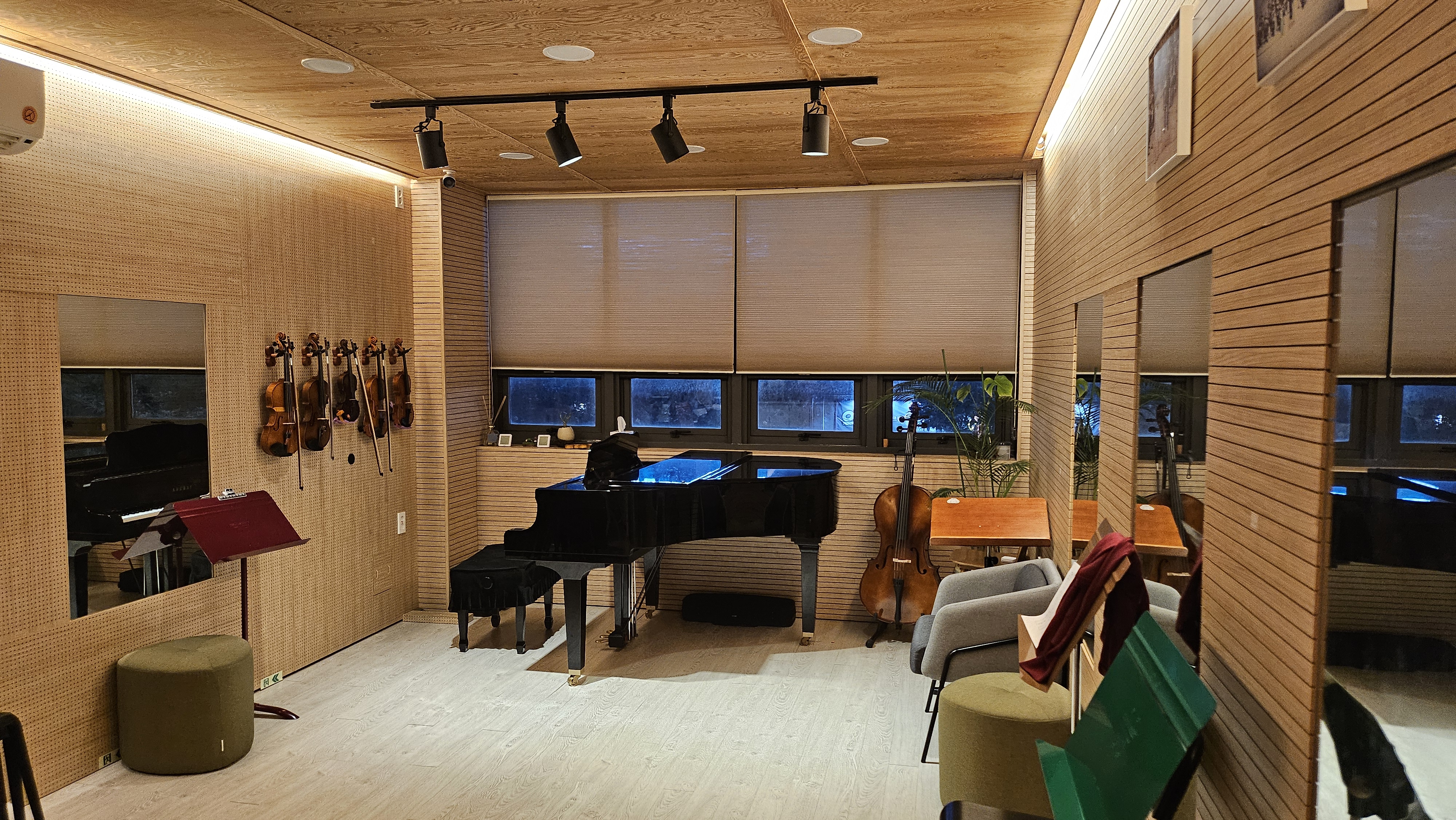 1번째 스튜디오 사진